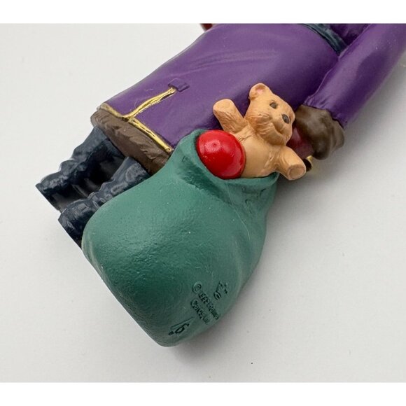 Hallmark Keepsake Merry Olde Santa Claus Christmas Ornament Fruit Basket 1995 - Picture 7 of 8